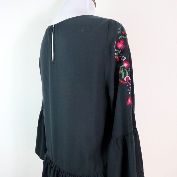 Beach Lunch Lounge Size M Embroidered 3/4 Bell Sleeve Blouse Black - Picture 6 of 9